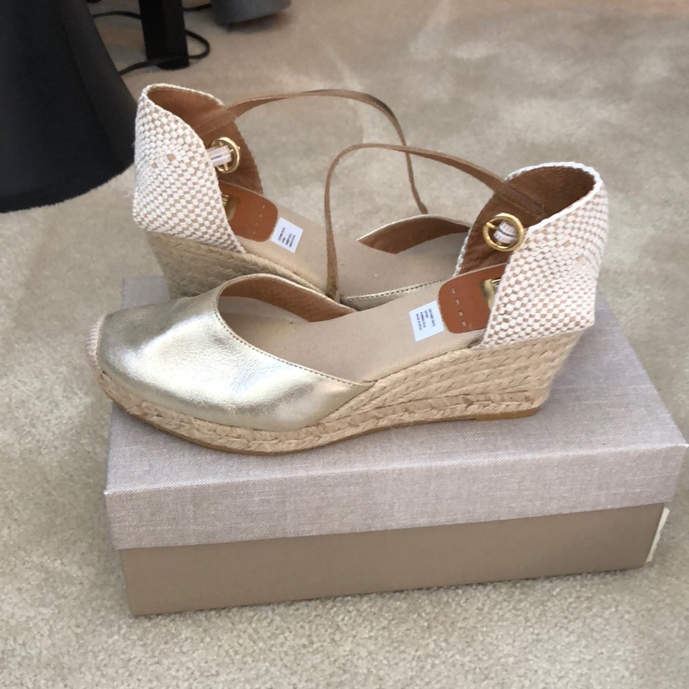 Espadrille sandals